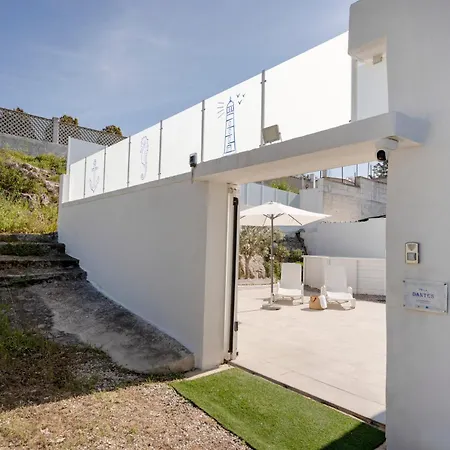 Dantes Villa *